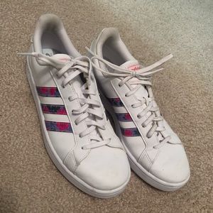 Adidas size 11 tennis shoes floral design